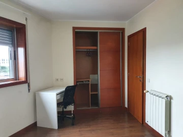 Apartamento T1 para Arrendamento em Paranhos