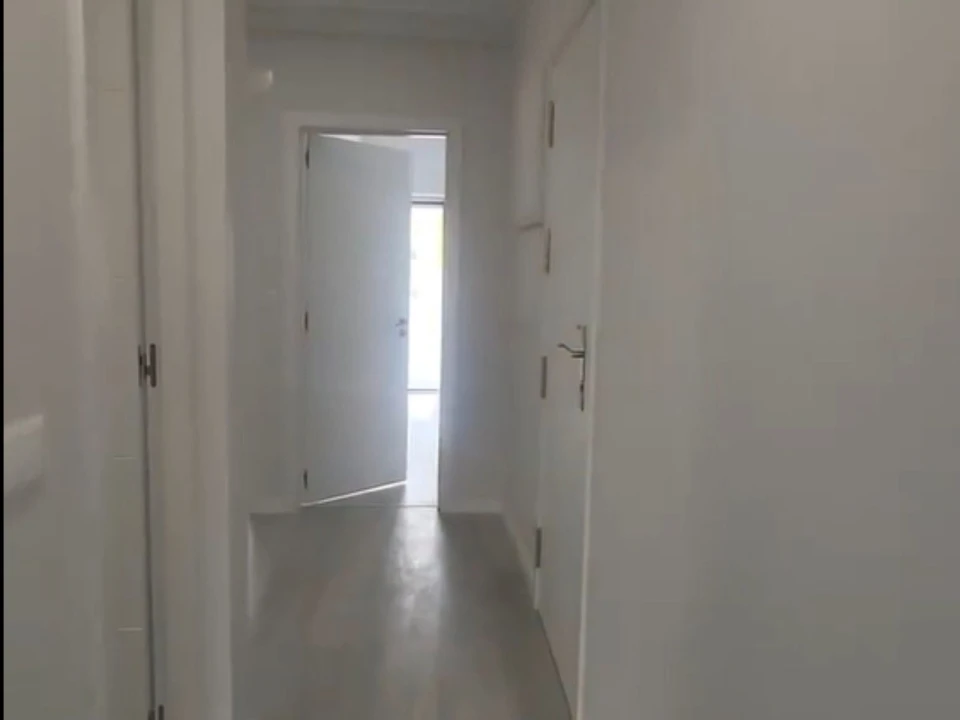 Apartamento T2 para Venda em Oeiras e São Julião da Barra, Paço de Arcos e Caxias Foto 3