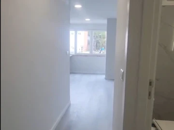 Apartamento T2 para Venda em Oeiras e São Julião da Barra, Paço de Arcos e Caxias