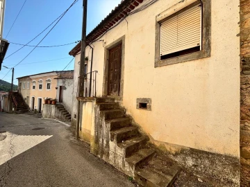 Moradia T2 para Venda em Miranda do Corvo