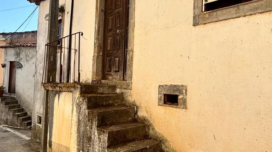 Moradia T2 para Venda em Miranda do Corvo