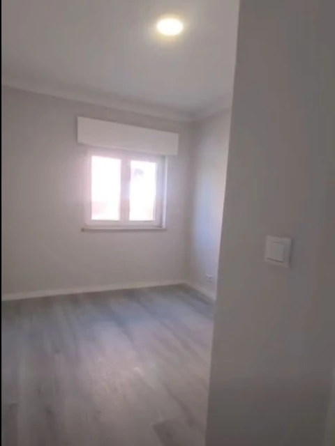 Apartamento T2 para Venda em Corroios