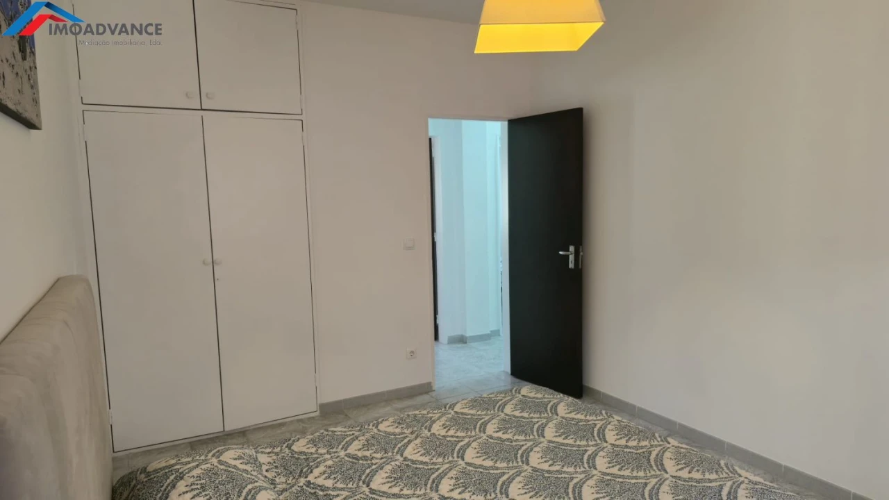 Apartamento T3 para Arrendamento em Tavarede Foto 30