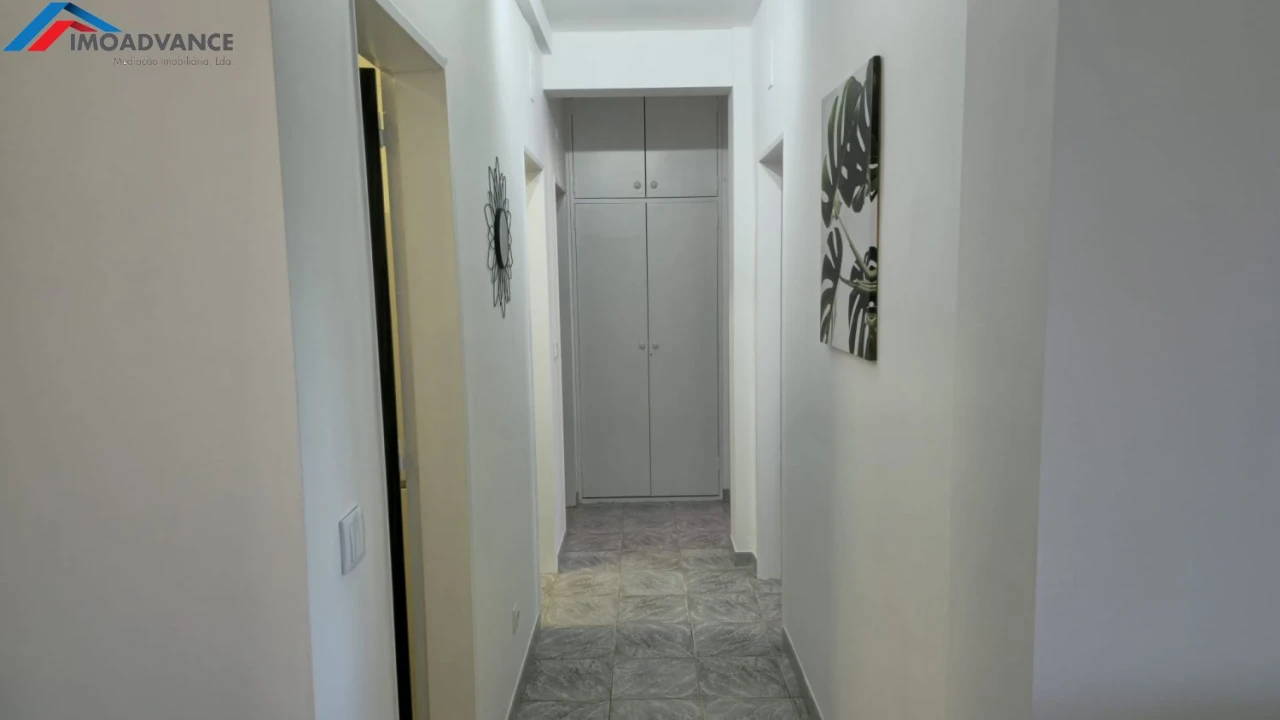Apartamento T3 para Arrendamento em Tavarede Foto 17