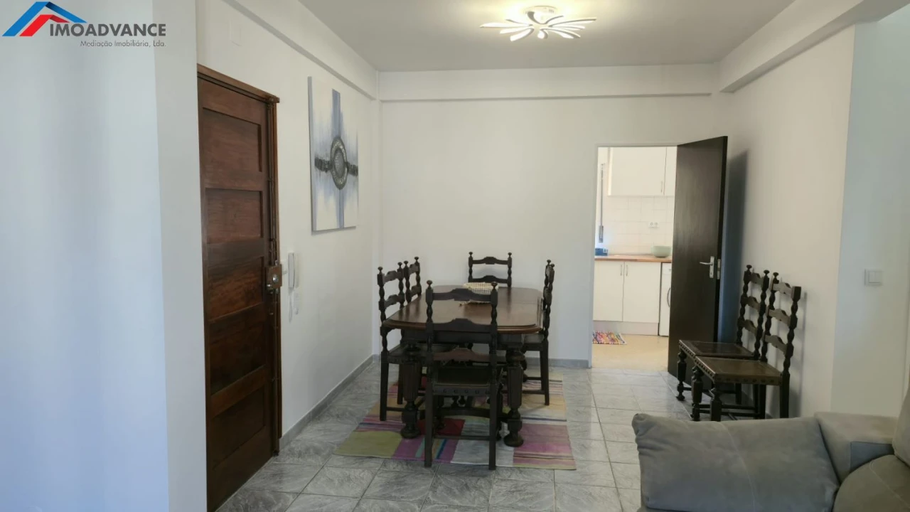 Apartamento T3 para Arrendamento em Tavarede Foto 2