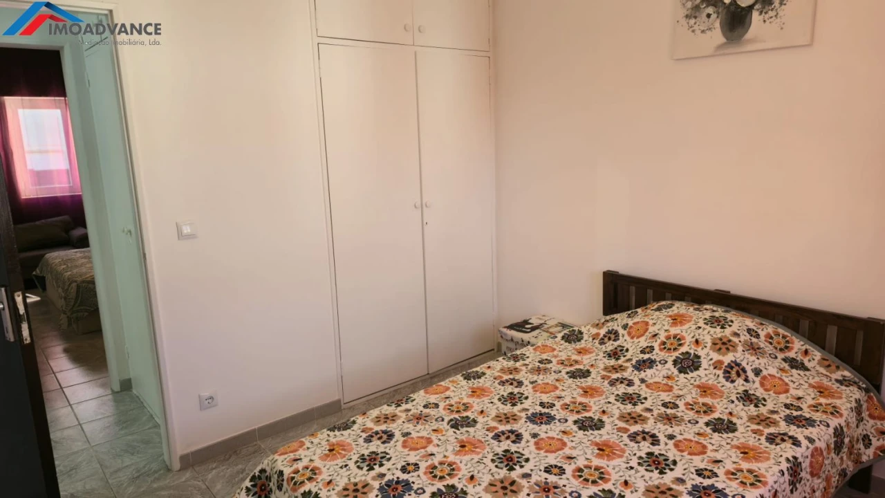 Apartamento T3 para Arrendamento em Tavarede Foto 23