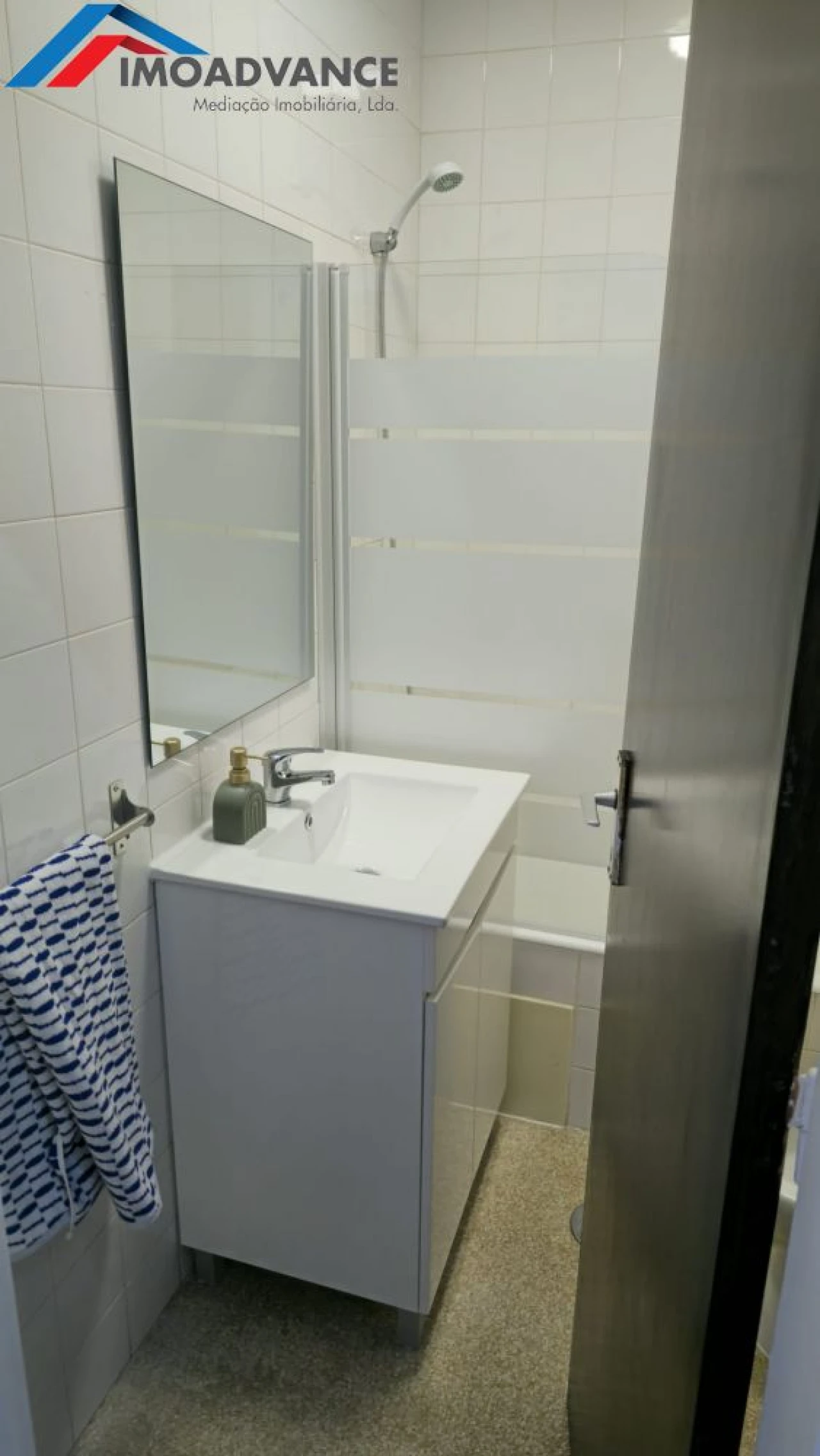 Apartamento T3 para Arrendamento em Tavarede Foto 18