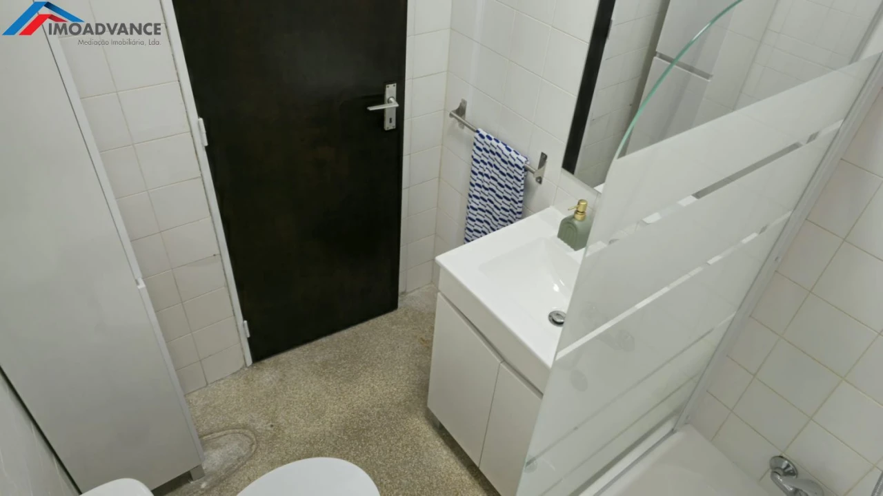 Apartamento T3 para Arrendamento em Tavarede Foto 20