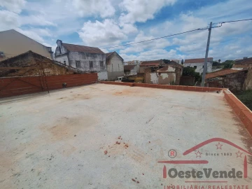 Moradia para Venda em Bombarral e Vale Covo