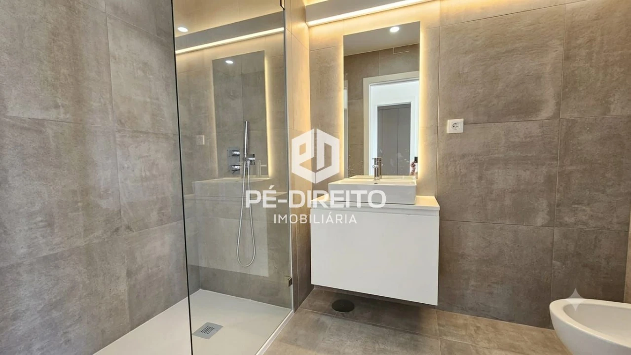 Apartamento T1 para Venda em Aguas Santas Foto 4