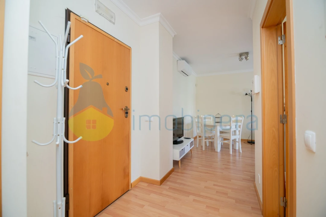 Apartamento T1 para Venda em Portimão Foto 6