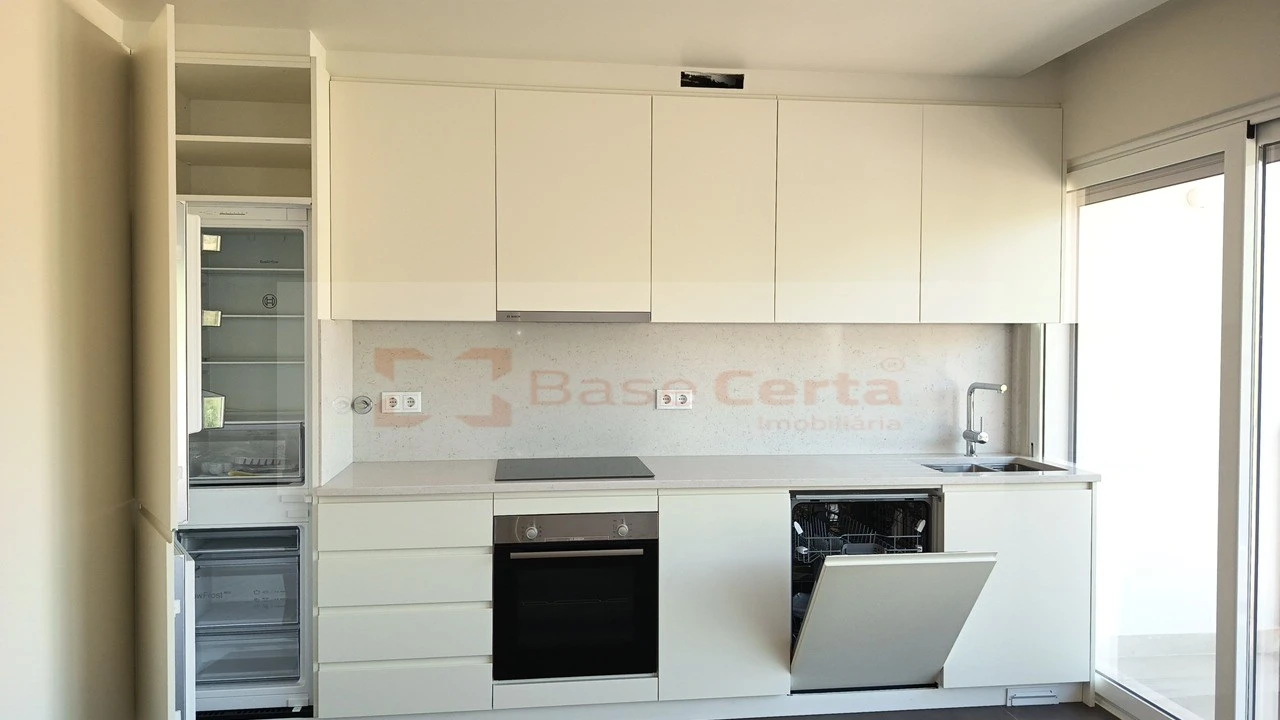 Apartamento T3 para Venda em Santa Clara Foto 1