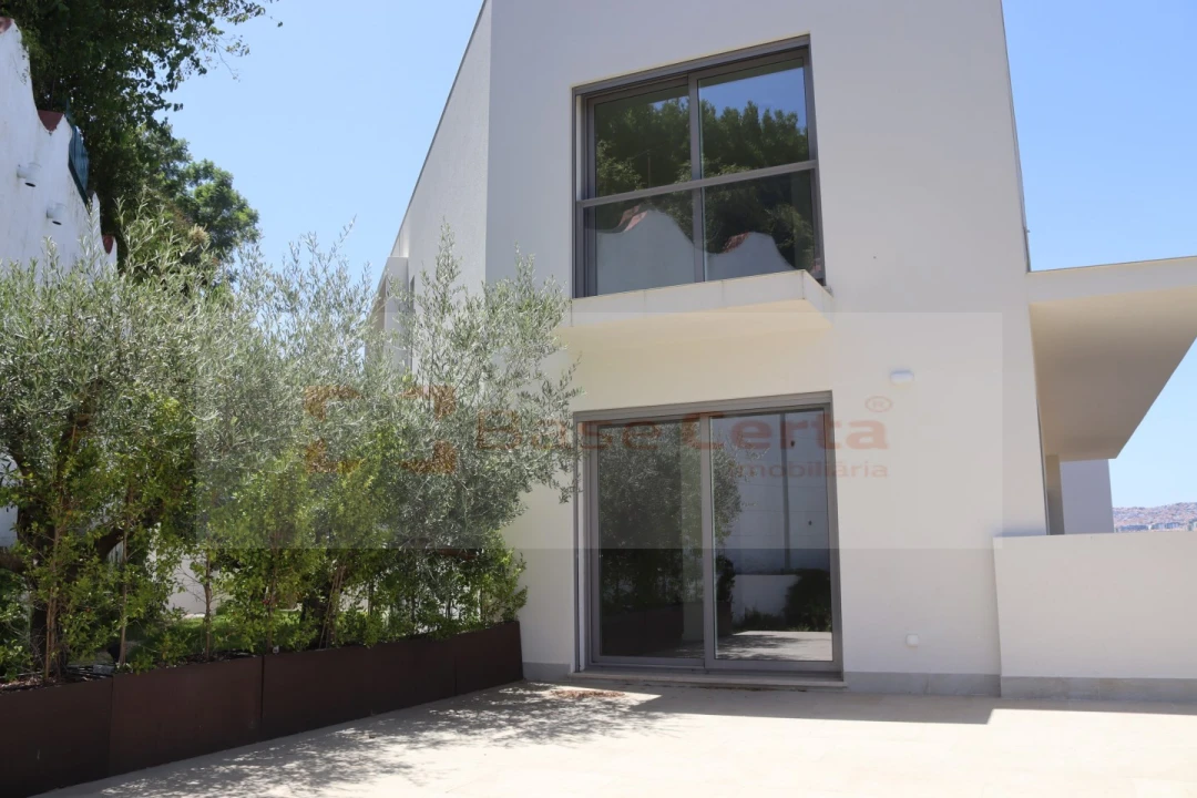 Apartamento T3 para Venda em Santa Clara Foto 4