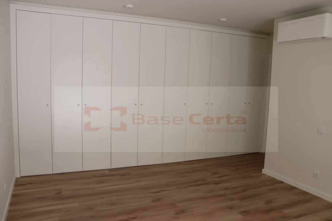 Apartamento T3 para Venda em Santa Clara Foto 8