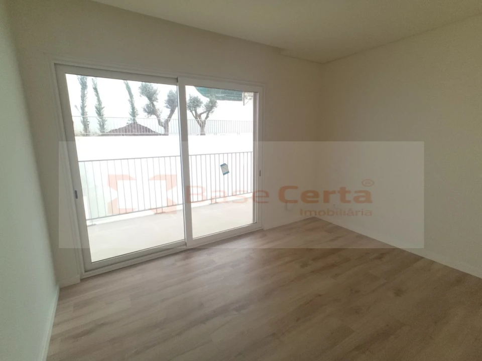 Apartamento T3 para Venda em Santa Clara Foto 19