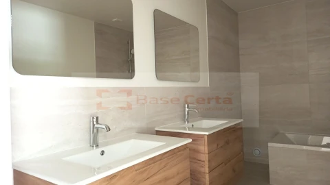 Apartamento T3 para Venda em Santa Clara