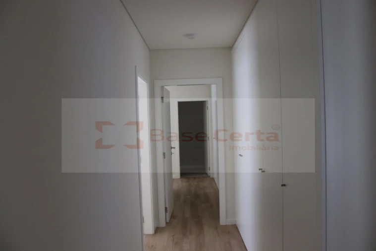 Apartamento T3 para Venda em Santa Clara Foto 15