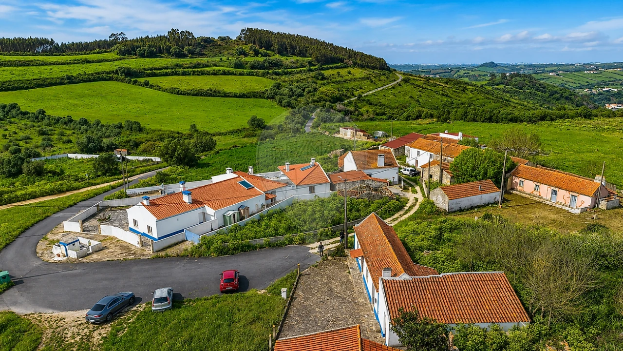 Moradia T4 para Venda em Almargem do Bispo, Pêro Pinheiro e Montelavar Foto 7