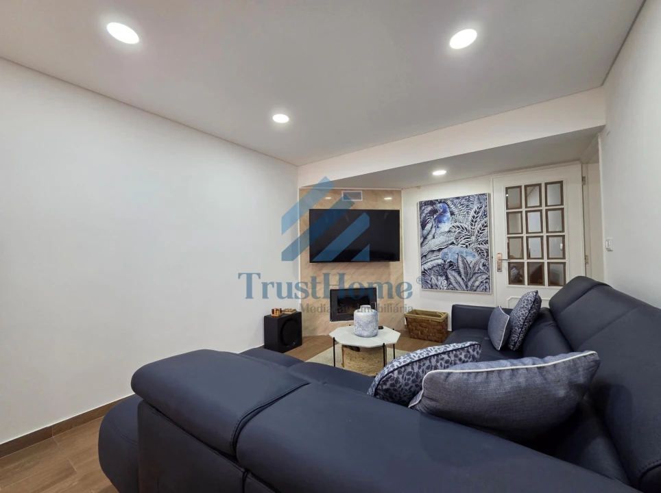 Apartamento T2 para Venda em Cacém e São Marcos Foto 27