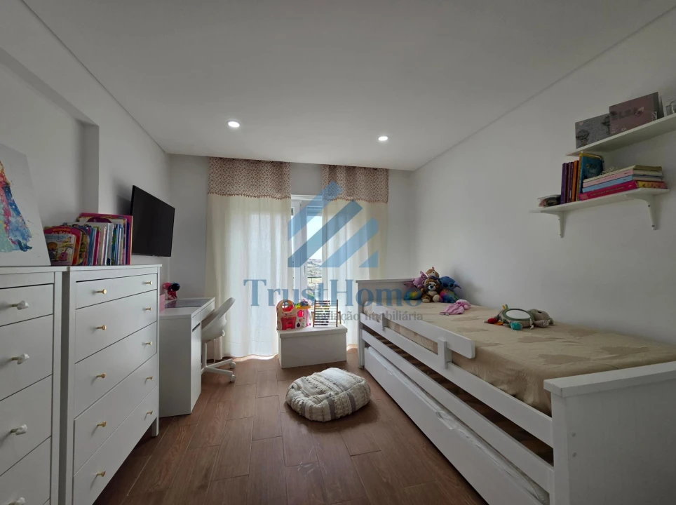 Apartamento T2 para Venda em Cacém e São Marcos Foto 4