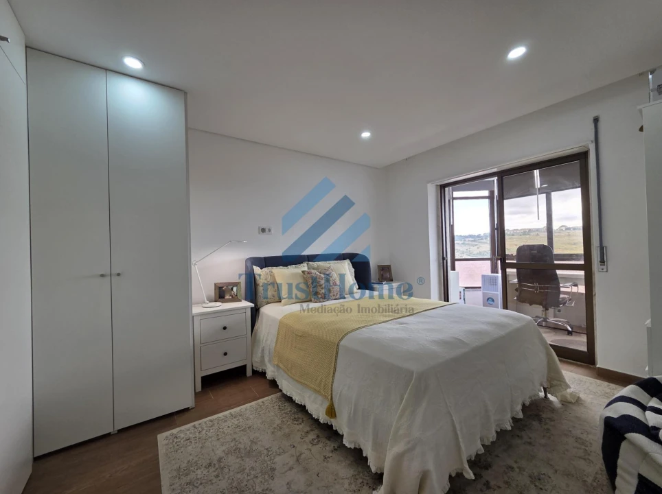 Apartamento T2 para Venda em Cacém e São Marcos Foto 8