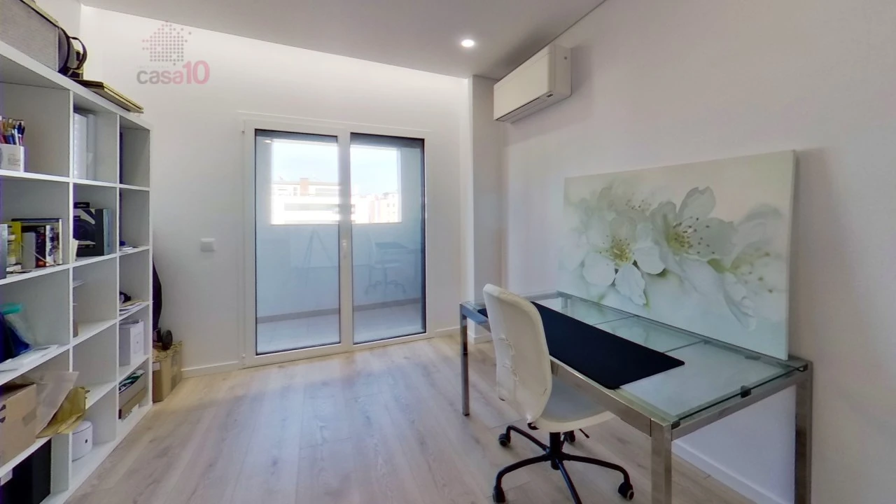 Apartamento T5 para Venda em Montijo e Afonsoeiro Foto 11
