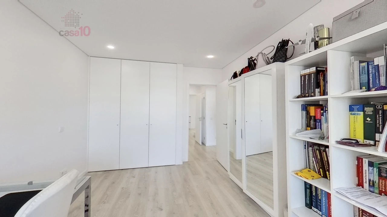 Apartamento T5 para Venda em Montijo e Afonsoeiro Foto 12