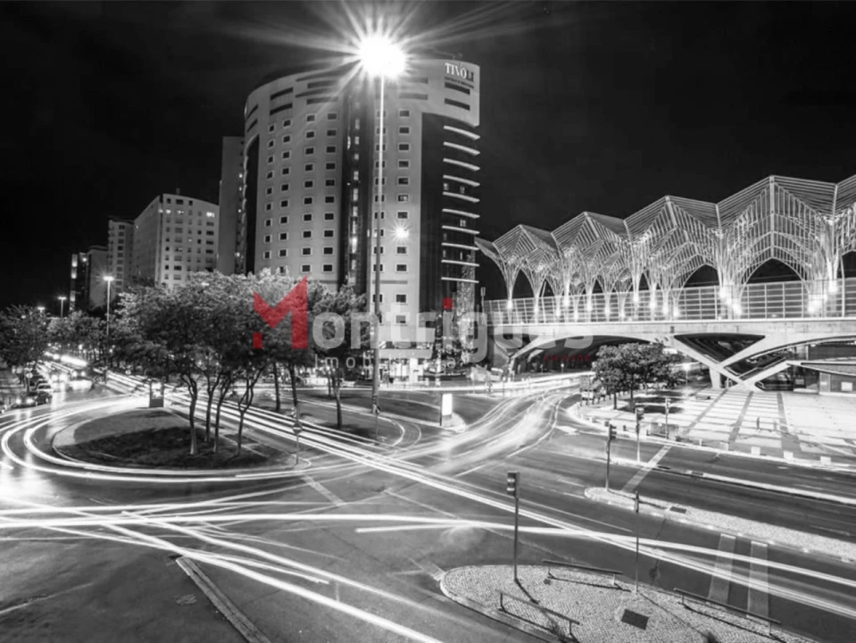 Escritório para Venda em Parque das Nações Foto 2