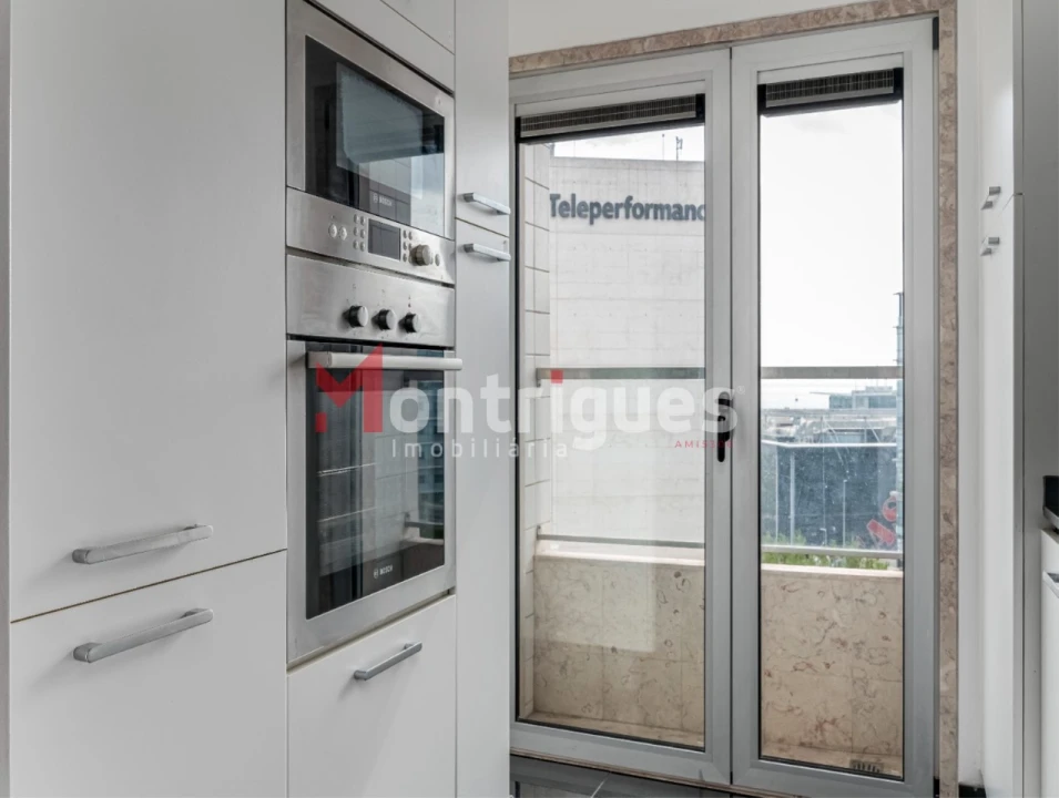 Apartamento T1 para Venda em Parque das Nações Foto 13
