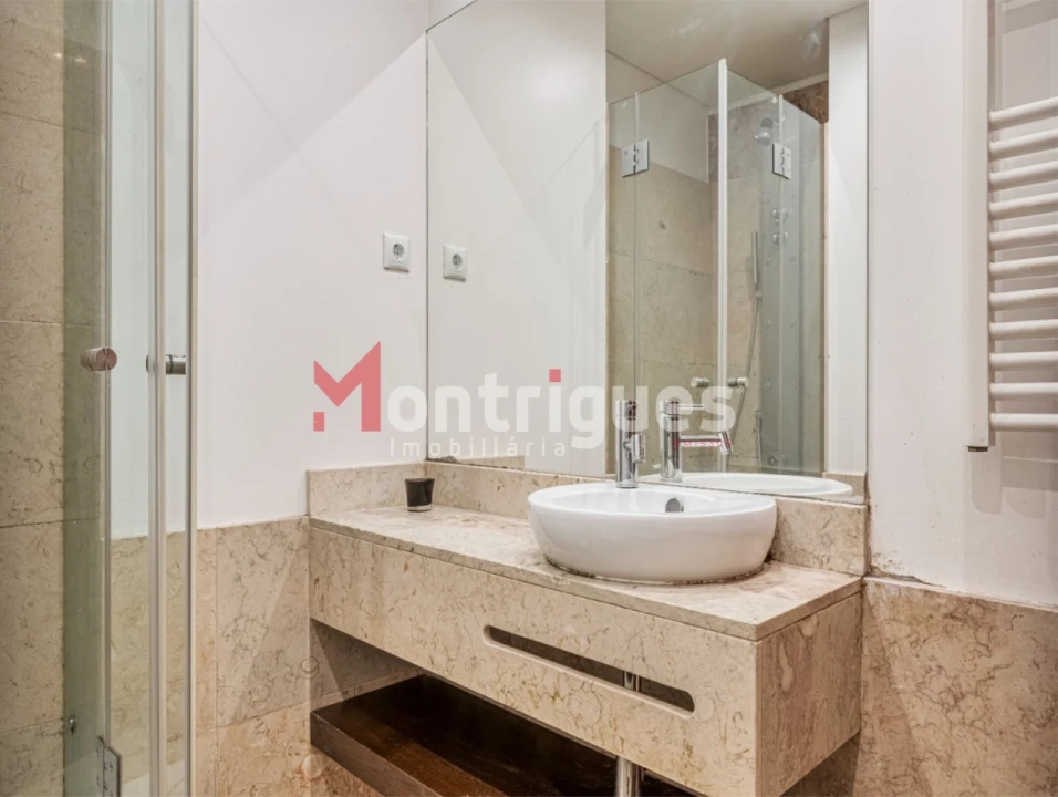 Apartamento T1 para Venda em Parque das Nações Foto 19