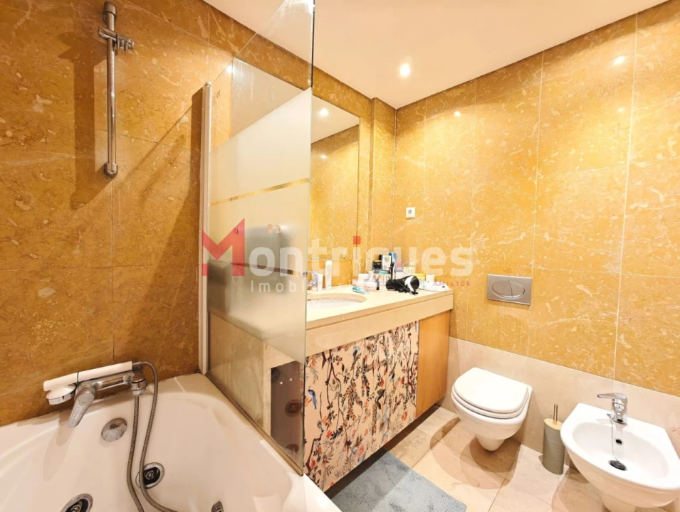 Apartamento T3 para Venda em Parque das Nações Foto 22