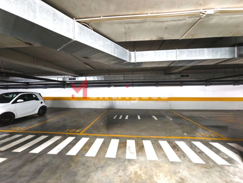 Apartamento T3 para Venda em Parque das Nações Foto 32