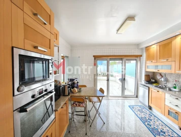 Apartamento T3 para Venda em Parque das Nações