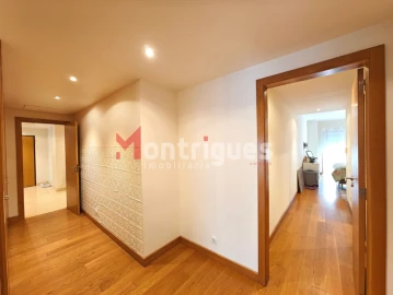 Apartamento T3 para Venda em Parque das Nações