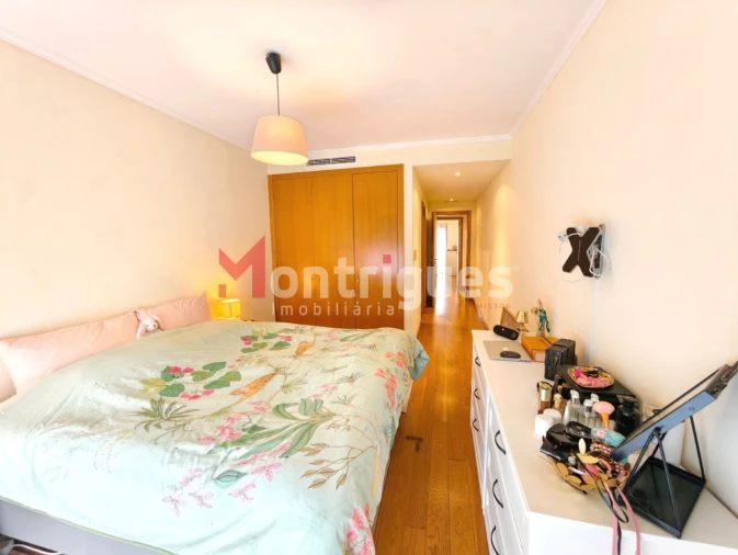 Apartamento T3 para Venda em Parque das Nações Foto 19