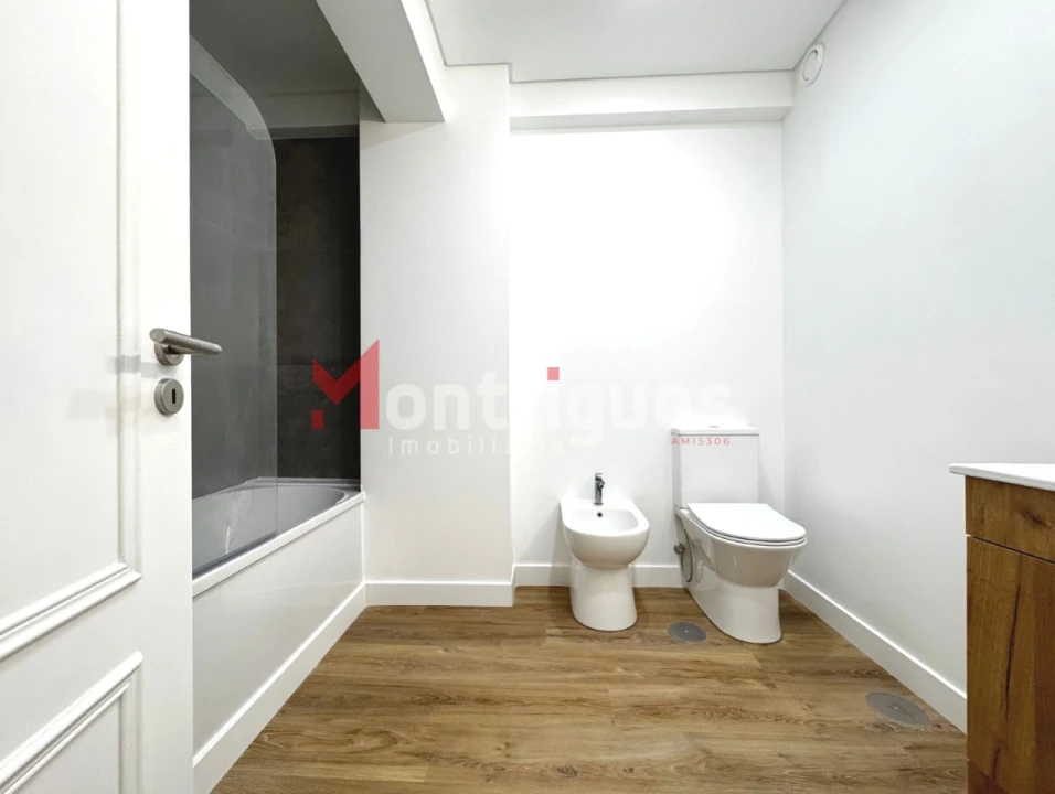 Apartamento T3 para Venda em São Domingos de Benfica Foto 19