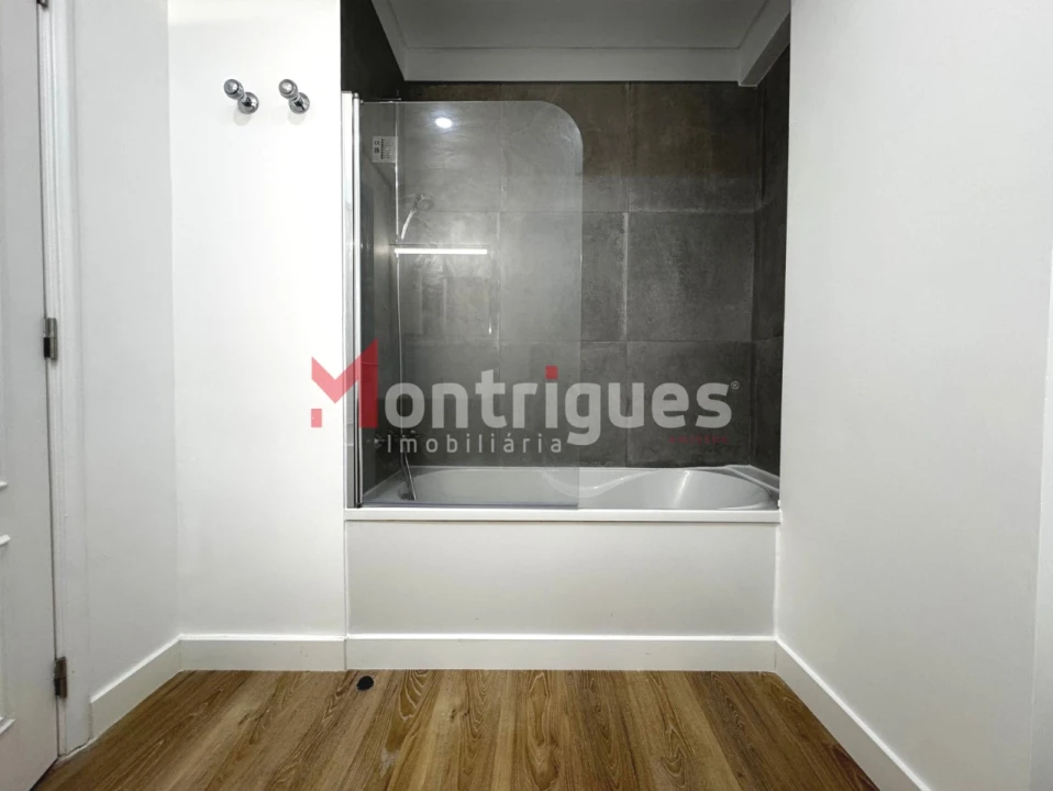 Apartamento T3 para Venda em São Domingos de Benfica Foto 20