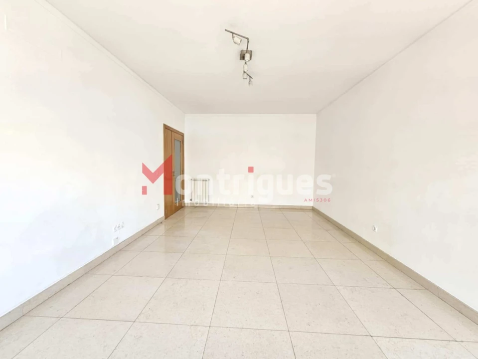 Apartamento T2 para Venda em Parque das Nações Foto 8