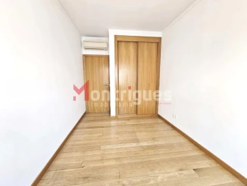 Apartamento T2 para Venda em Parque das Nações