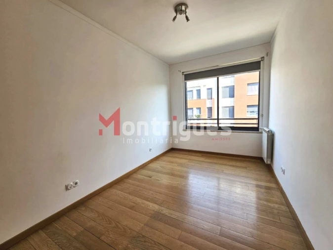 Apartamento T2 para Venda em Parque das Nações Foto 14