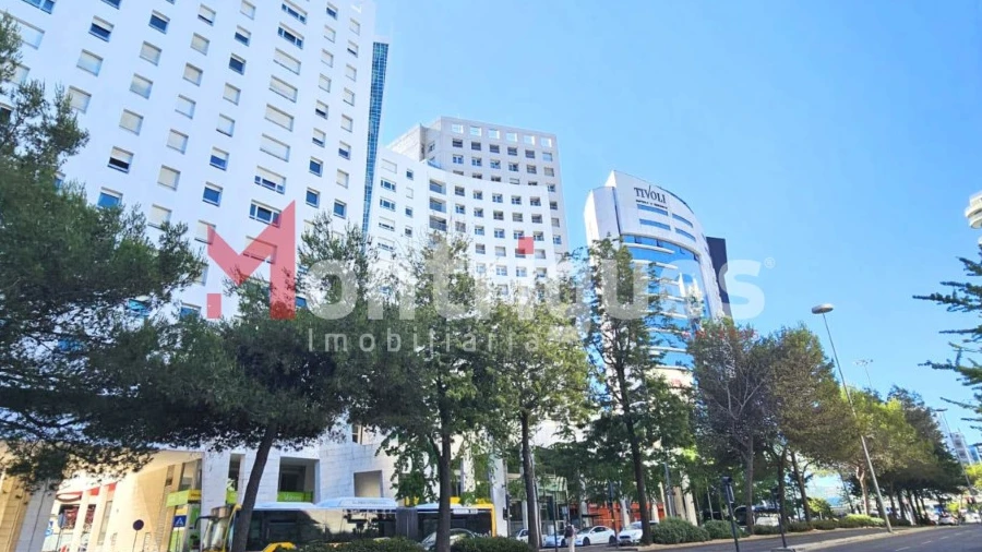 Apartamento T3 para Arrendamento em Parque das Nações