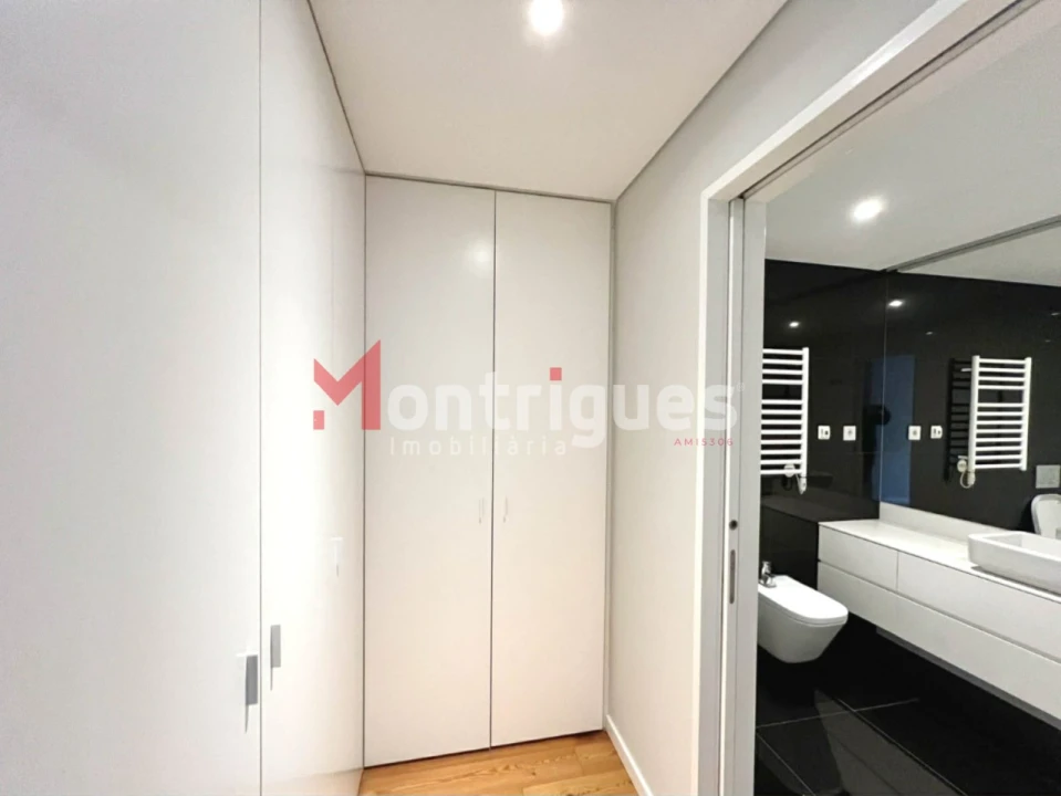 Apartamento T2 para Arrendamento em São Domingos de Benfica Foto 17