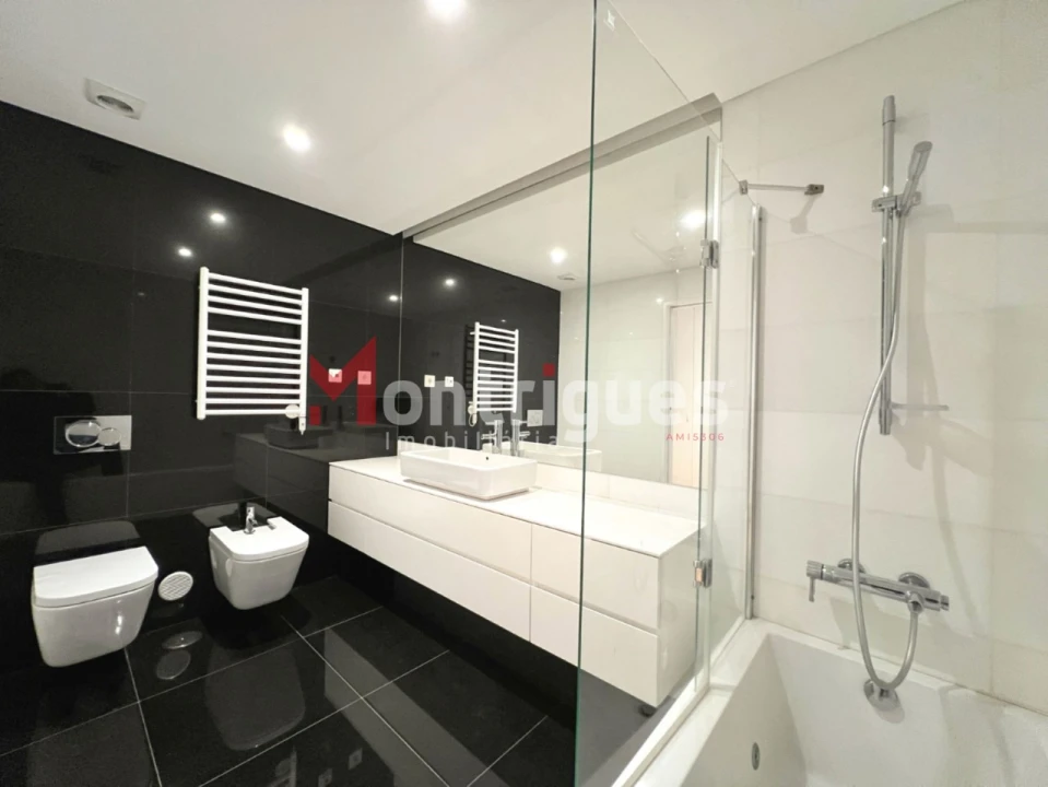 Apartamento T2 para Arrendamento em São Domingos de Benfica Foto 19