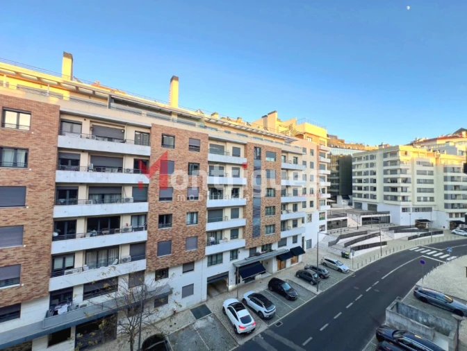 Apartamento T2 para Arrendamento em São Domingos de Benfica Foto 23