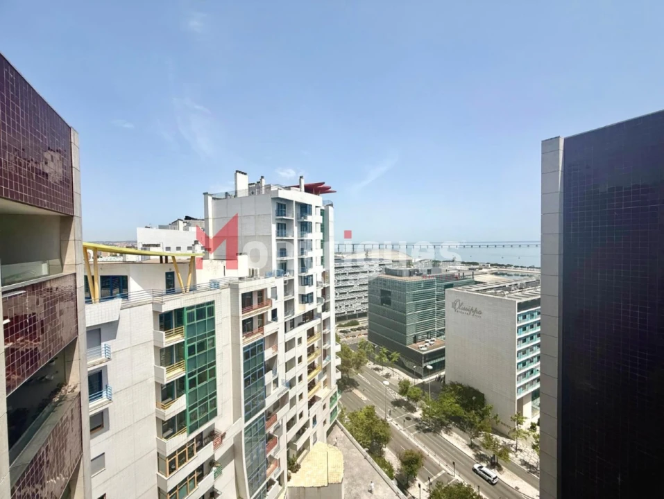 Apartamento T2 para Venda em Parque das Nações Foto 19