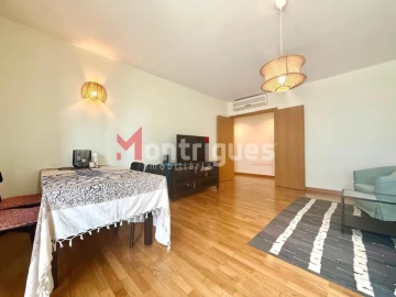Apartamento T2 para Venda em Parque das Nações