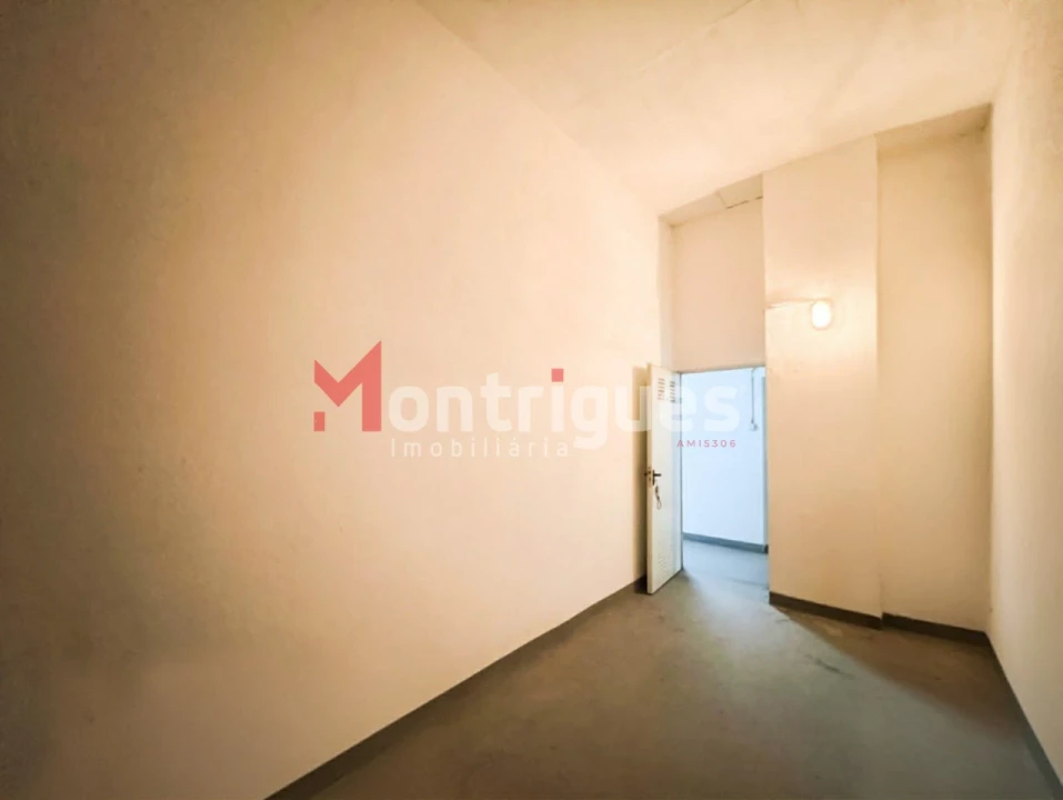 Apartamento T2 para Arrendamento em Parque das Nações Foto 14