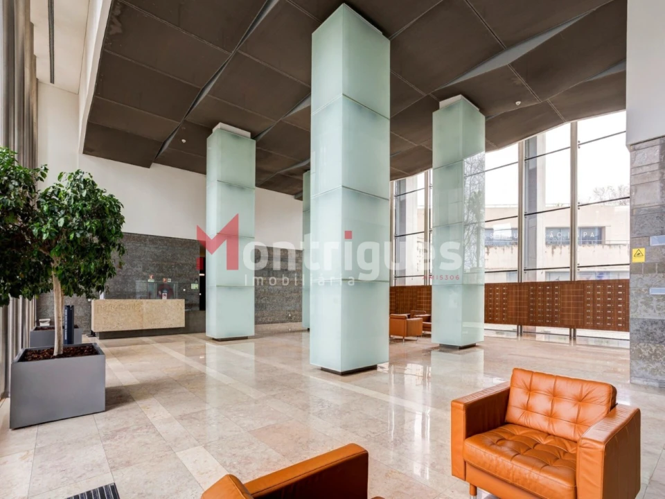 Apartamento T1 para Venda em Parque das Nações Foto 18