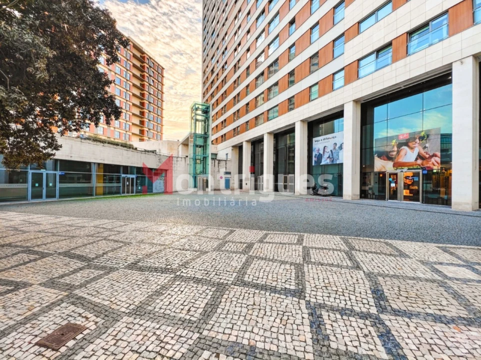 Apartamento T1 para Venda em Parque das Nações Foto 20