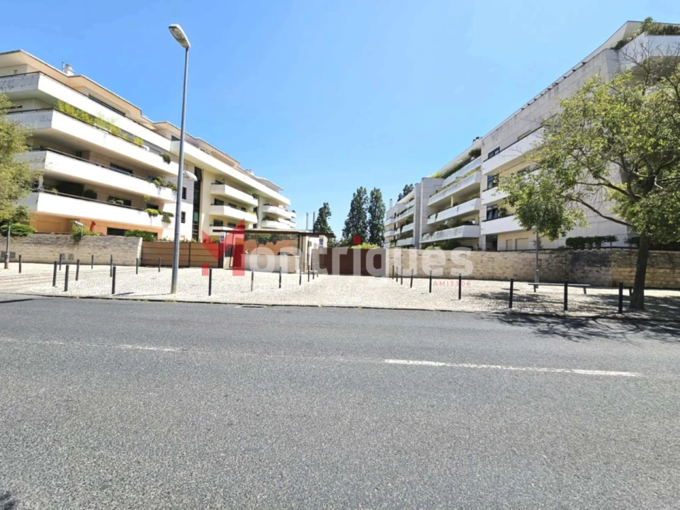 Apartamento T3 para Venda em Parque das Nações Foto 40